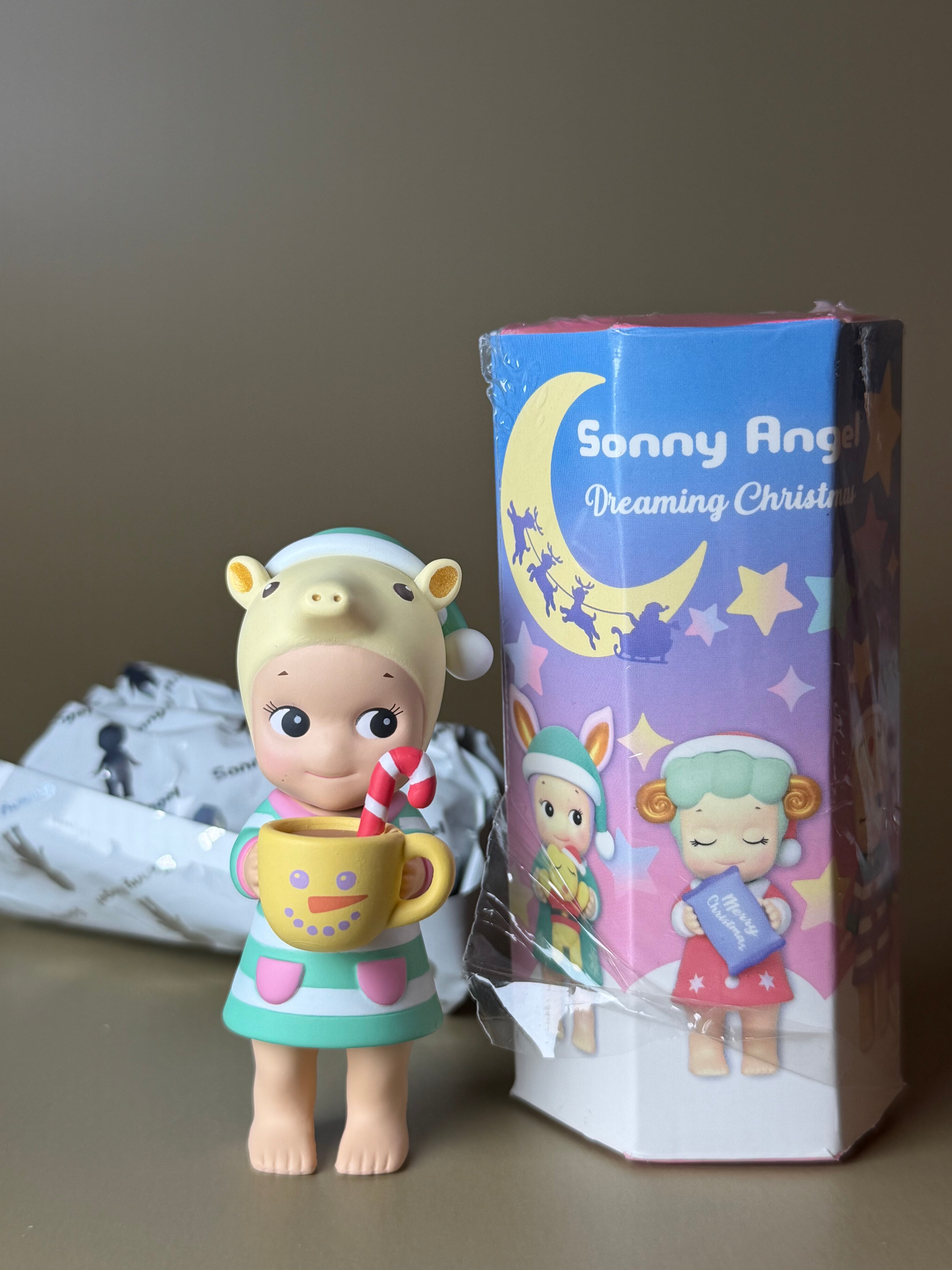 Sonny Angel – Dreaming Christmas Series (Tapir Hot Cocoa)