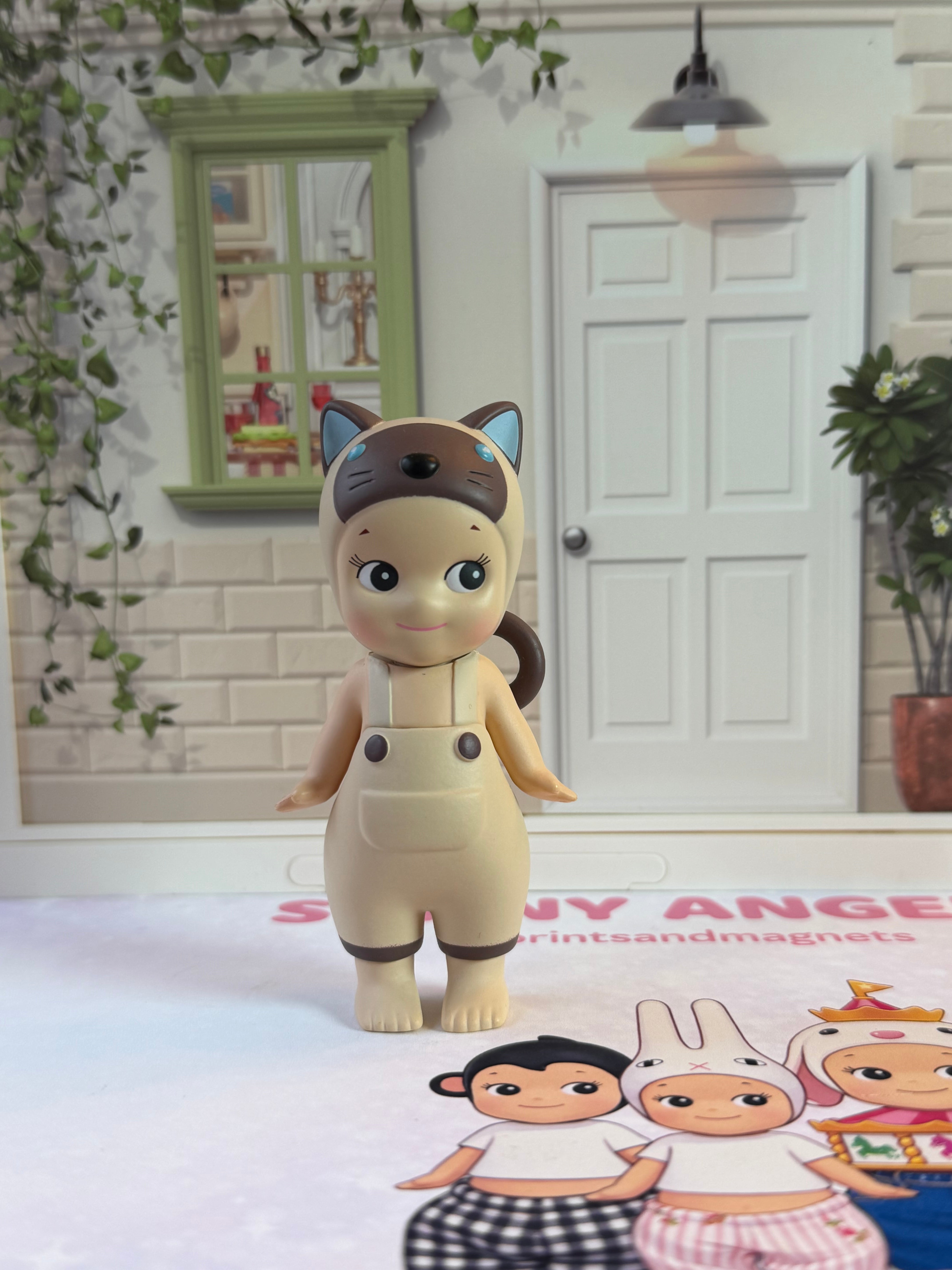 Sonny Angel Cat Life Siamese Cat