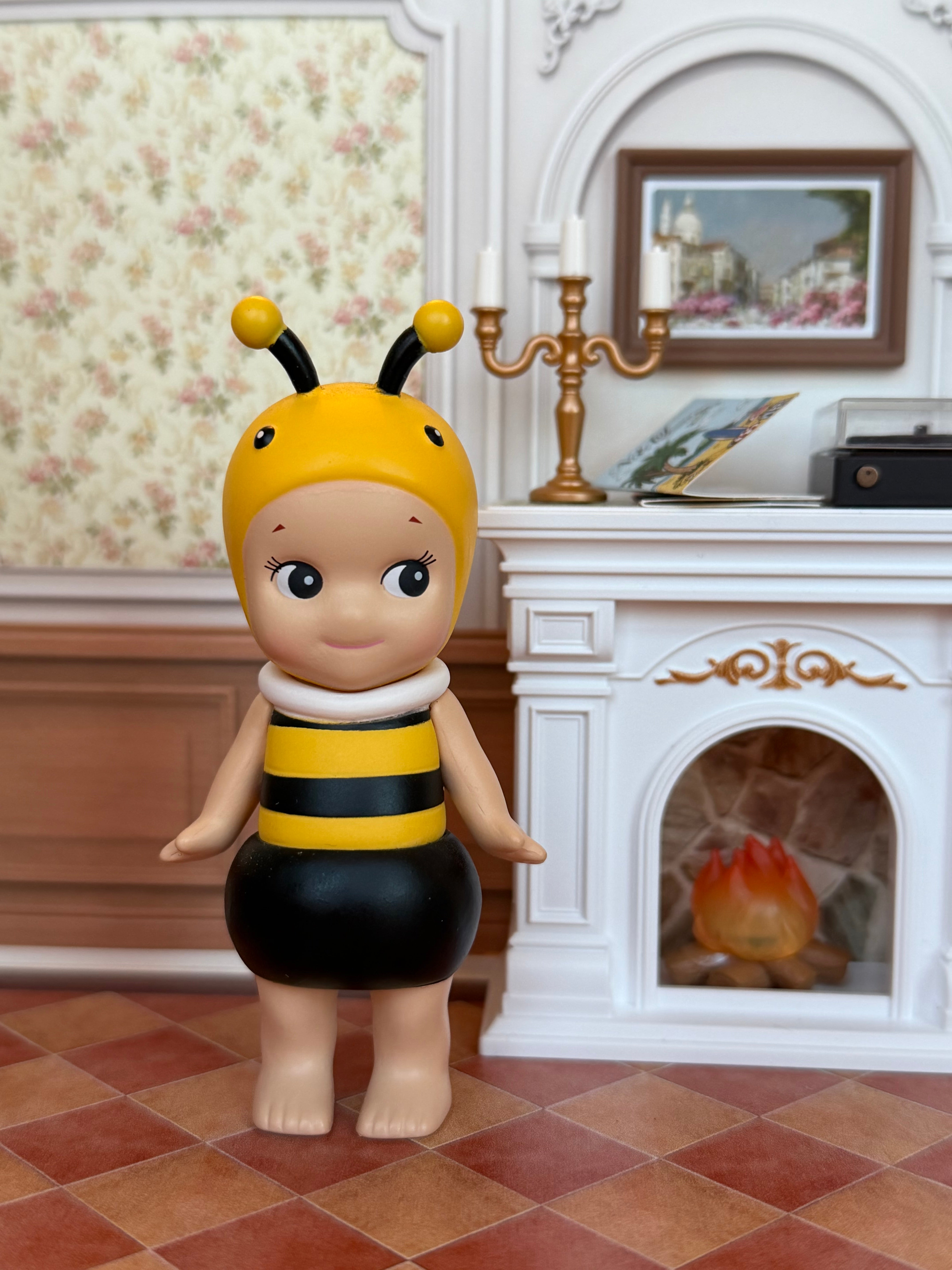 Sonny Angel Flower Series Secret Bee