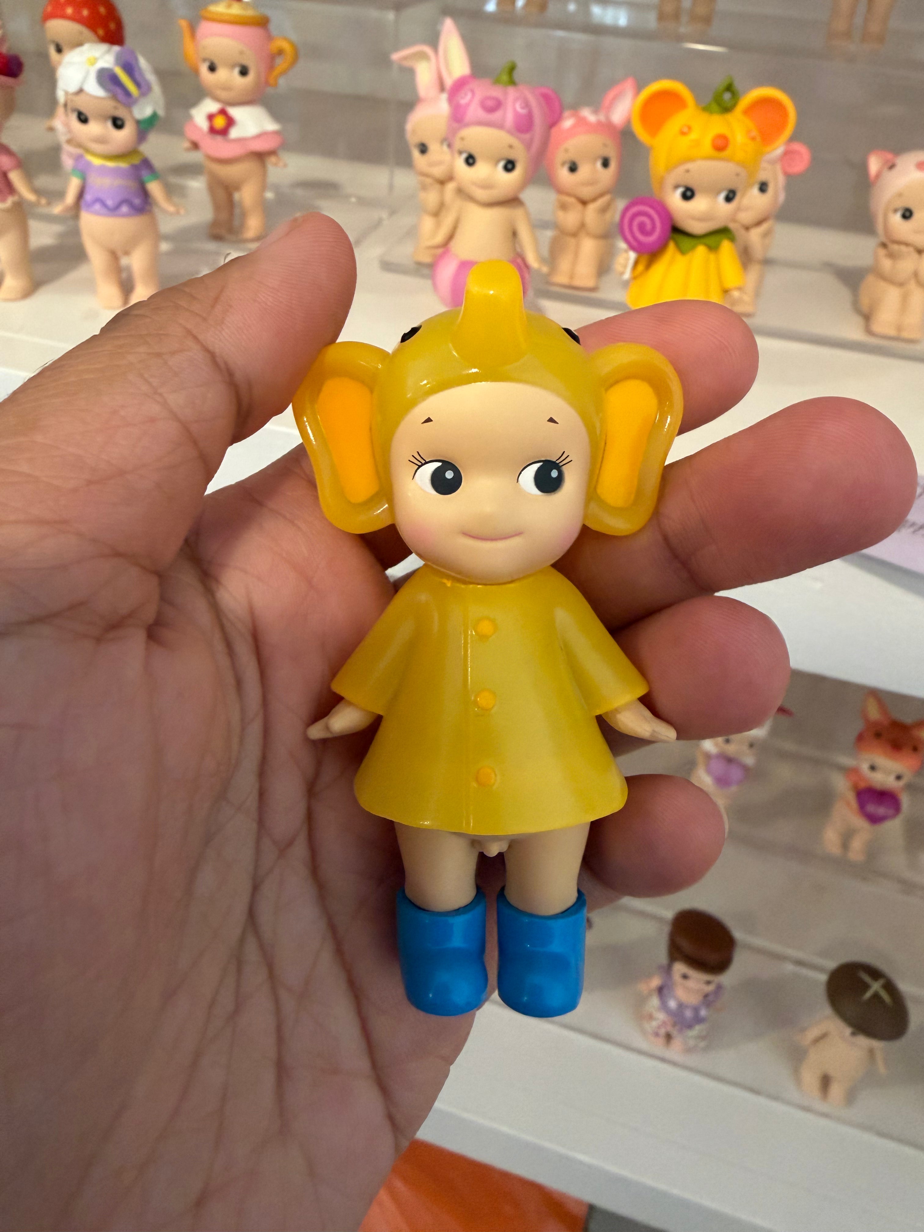 Sonny Angel I Love Rainy Day Series – Elephant