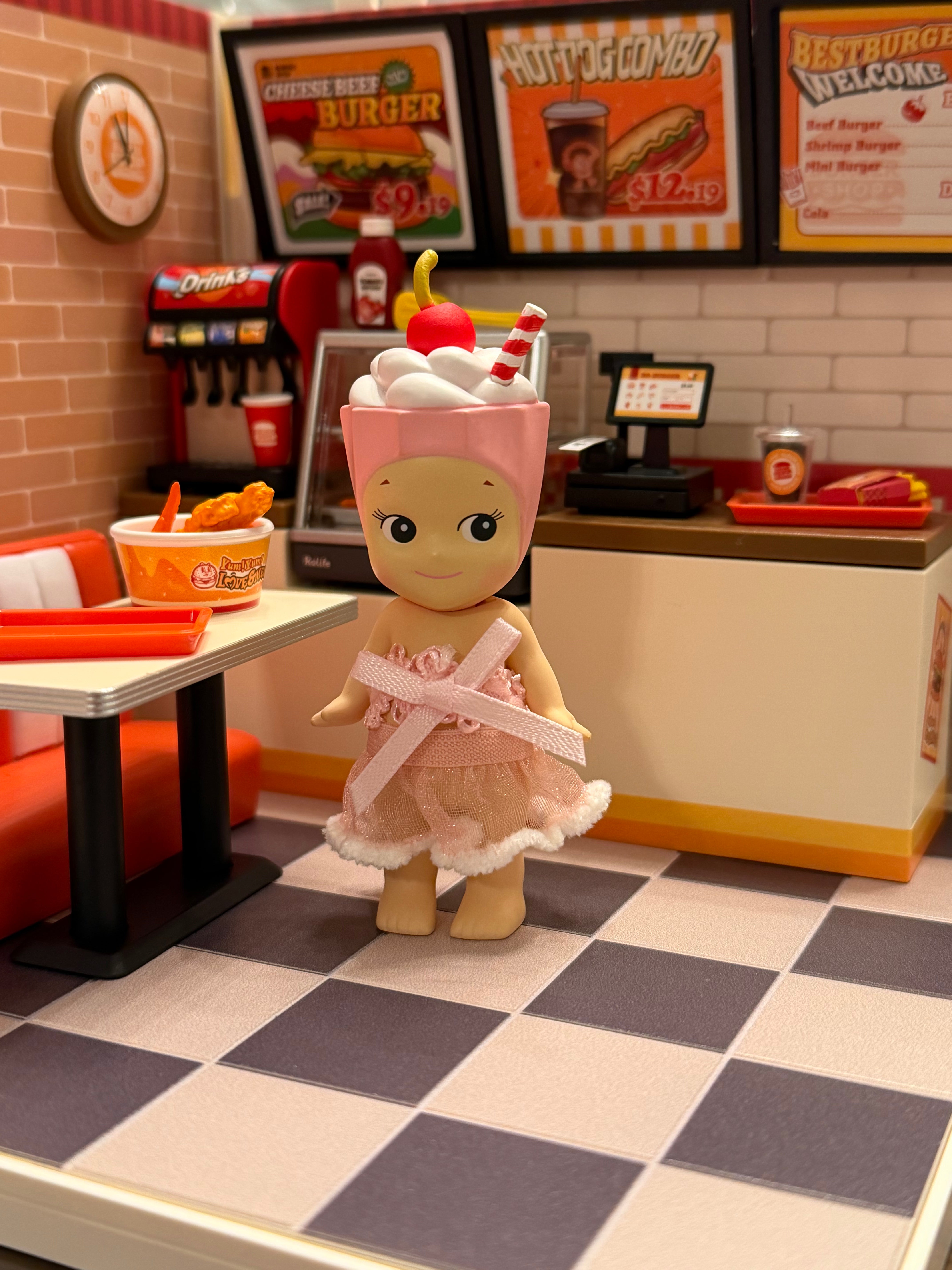 Sonny Angel Snack Series - Milkshake