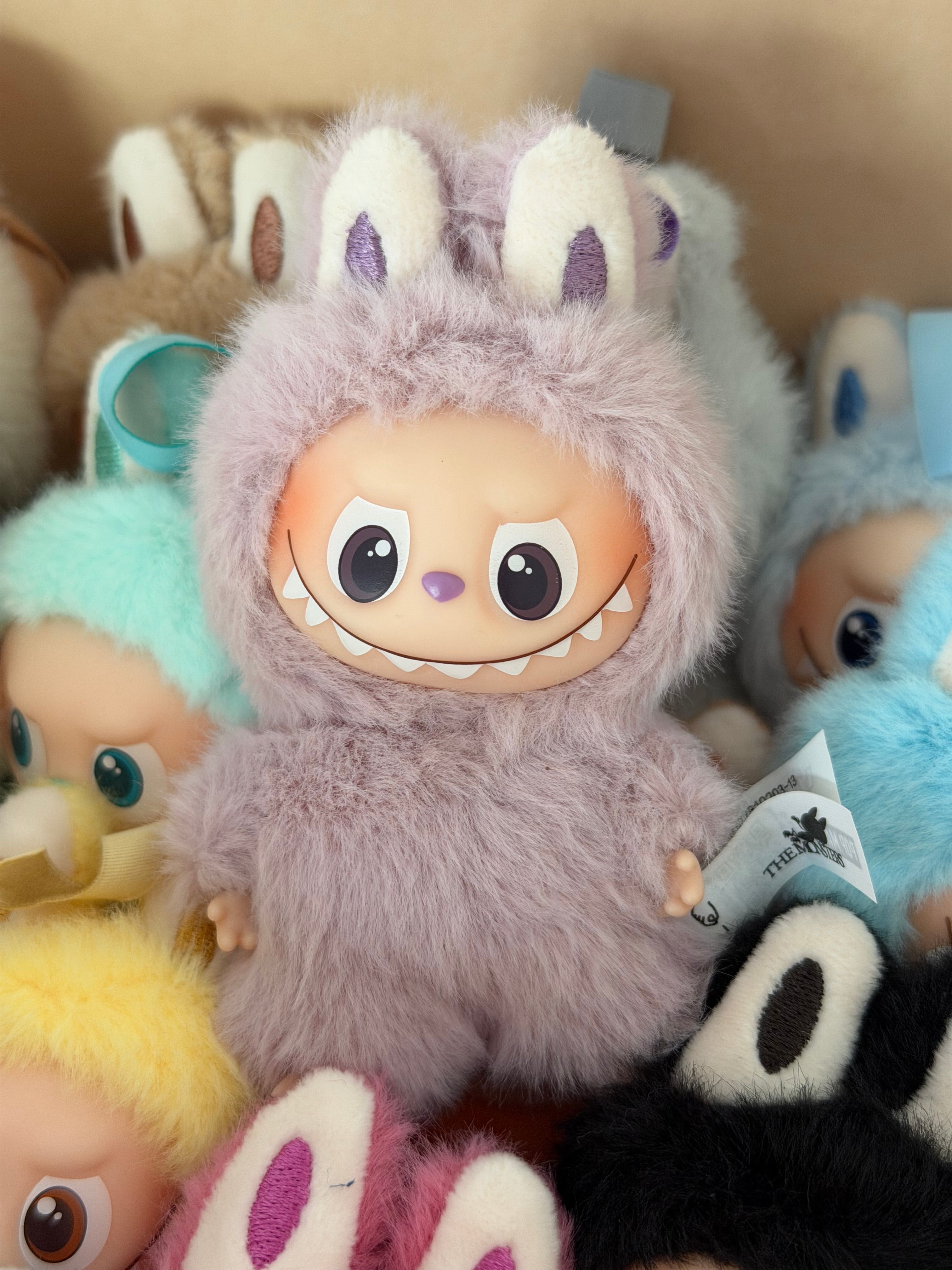 Labubu Pin For Love - Letter M