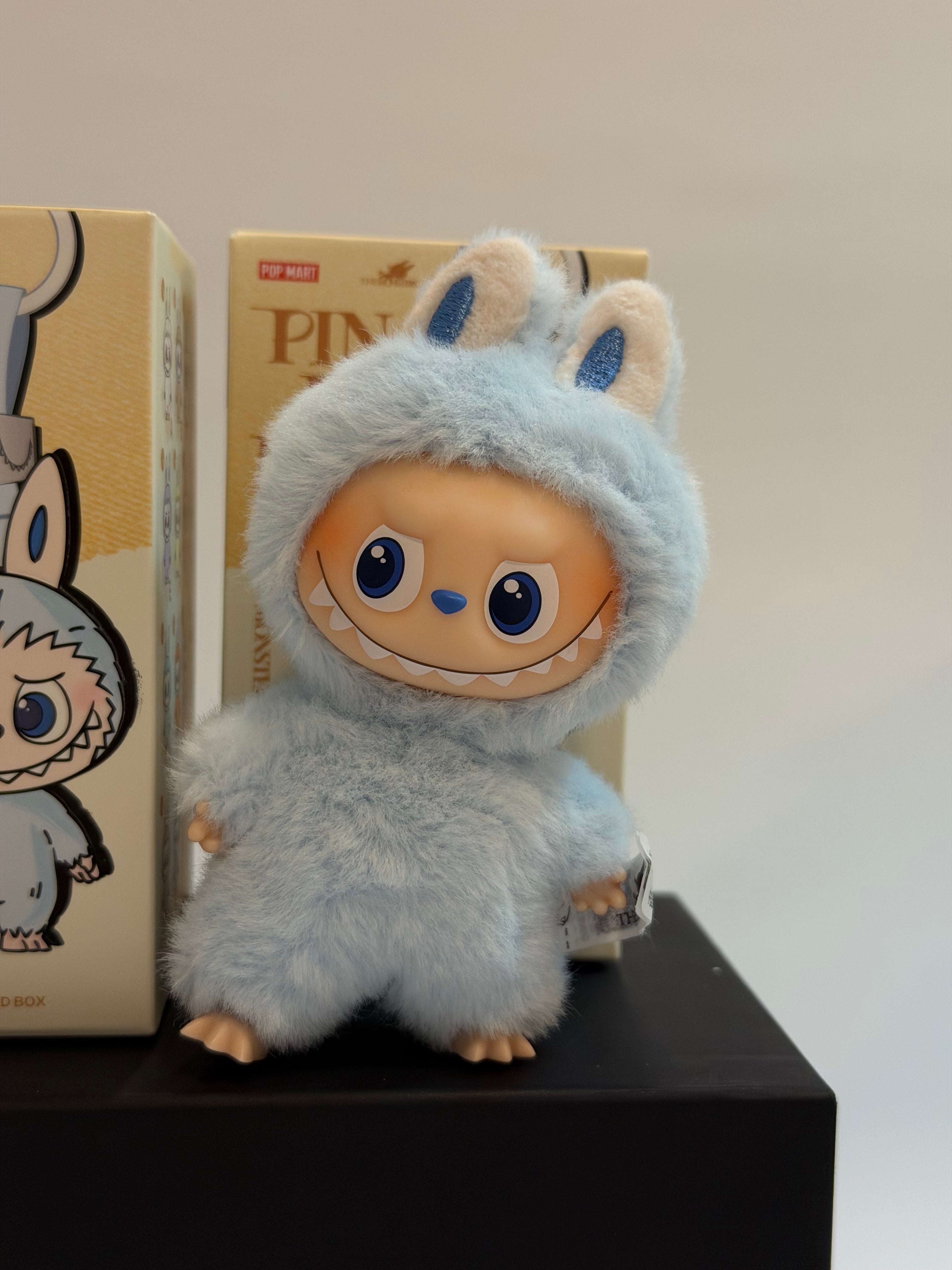 Labubu Pin For Love - Letter D