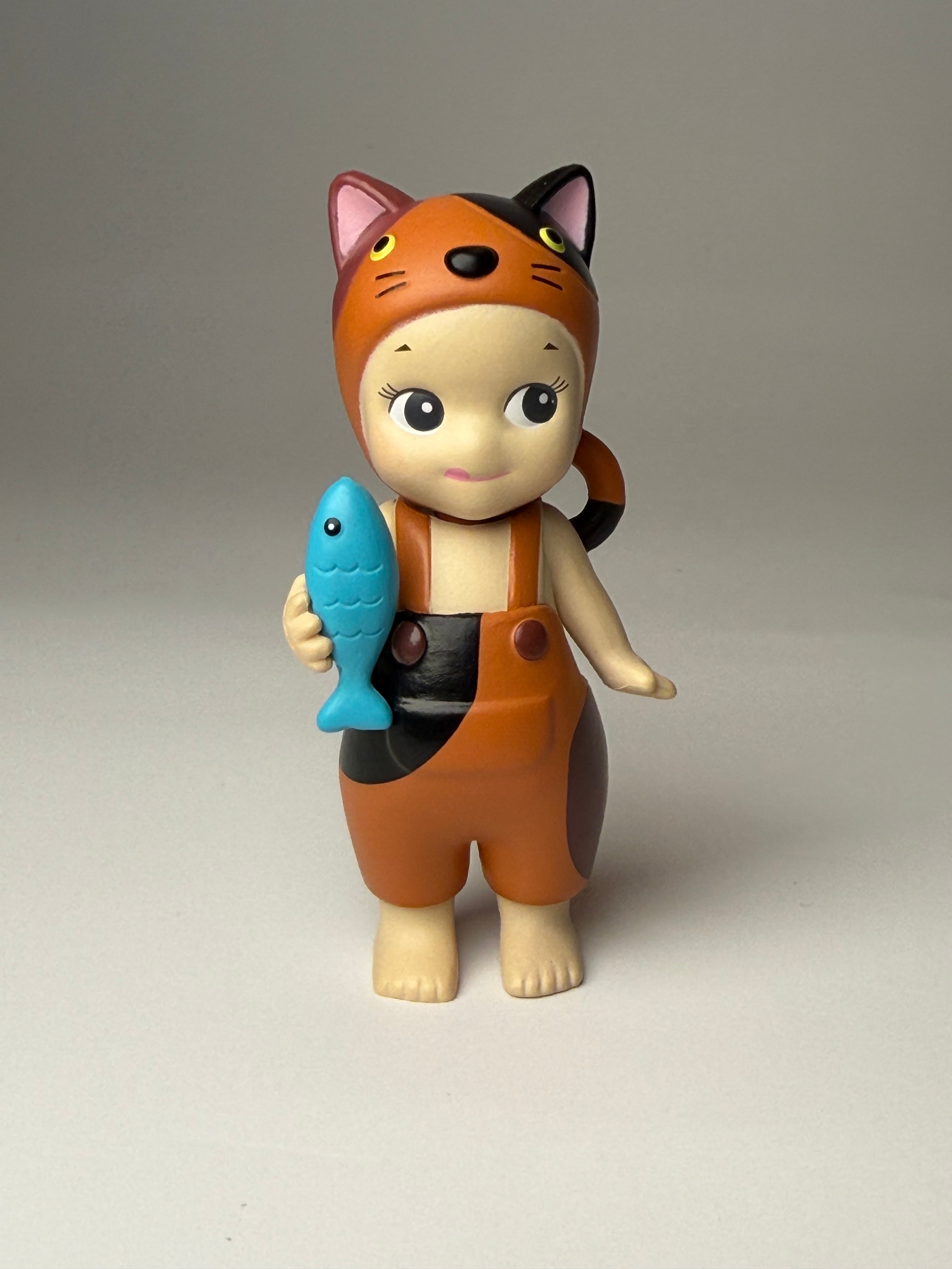 Sonny Angel Cat Life Series (2023) – Brown & Black Cat